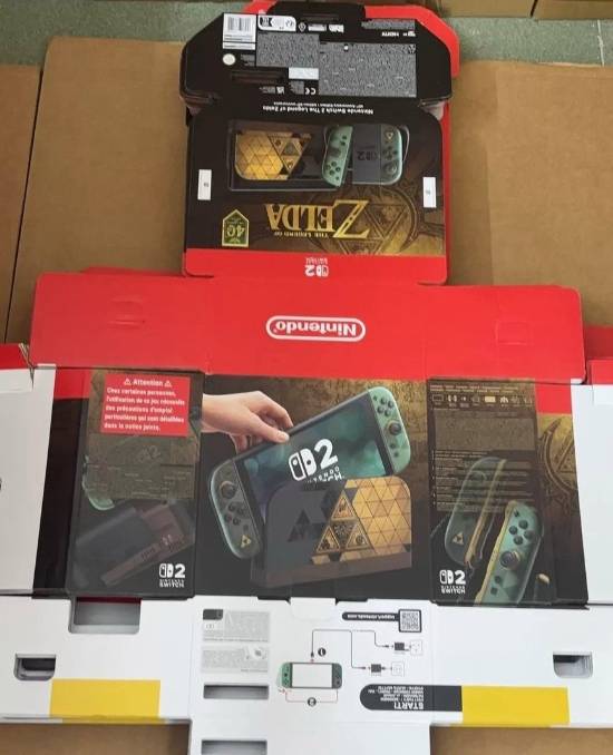 Switch2塞尔达限定机机身细节图