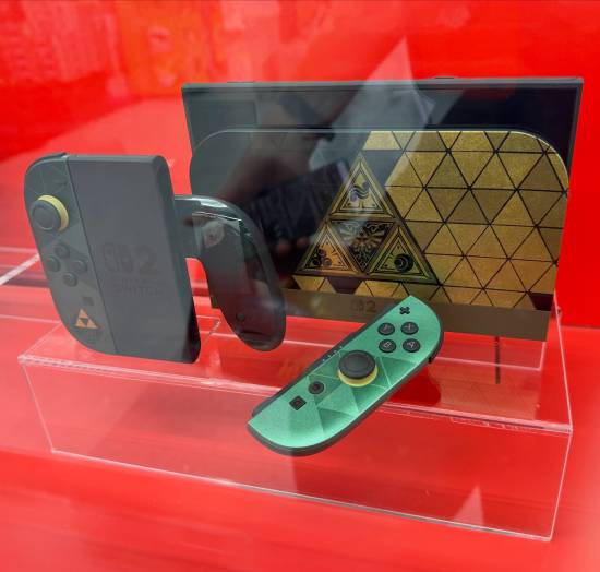 塞尔达40周年限定NS2主机实拍